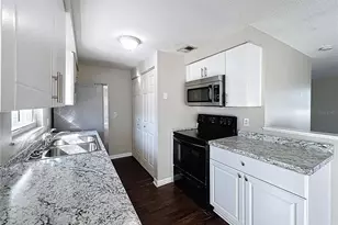 8508 Woodhurst Dr, Tampa, FL 33615 - Photo 12