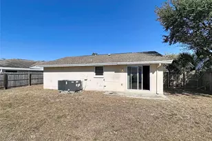 8508 Woodhurst Dr, Tampa, FL 33615 - Photo 28