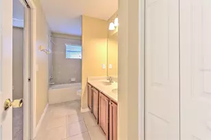 20424 Needletree Dr, Tampa, FL 33647 - Photo 22