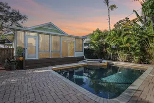 921 3rd St N, Saint Petersburg, FL 33701 - Photo 2