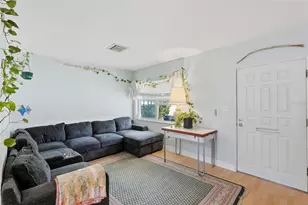 3992 62nd St N, Saint Petersburg, FL 33709 - Photo 8