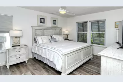 6044 W Peppertree Way #233B, Sarasota, FL 34242 - Photo 12