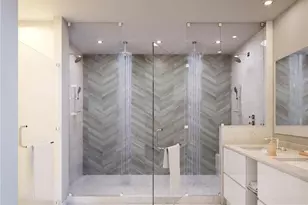 400 Central Ave, Saint Petersburg, FL 33701 - Photo 6