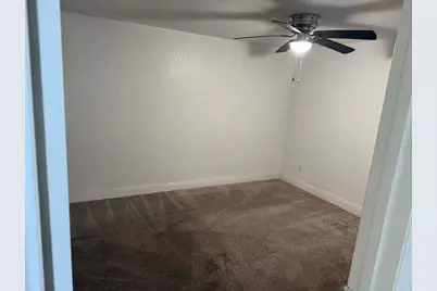 8518 Woodlake Drive, Tampa, FL 33615 - Photo 18