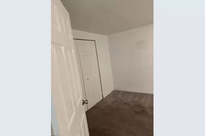 8518 Woodlake Drive, Tampa, FL 33615 - Photo 20