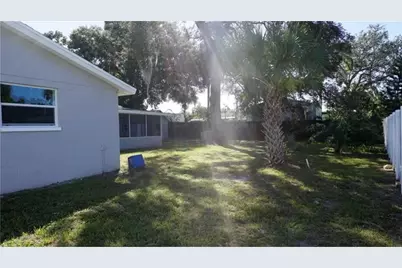 8518 Woodlake Drive, Tampa, FL 33615 - Photo 52