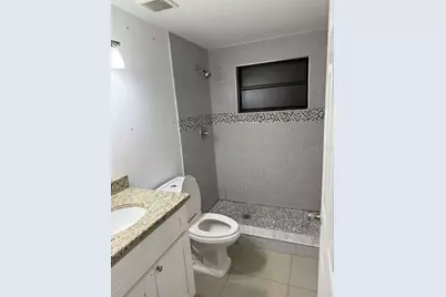 8518 Woodlake Drive, Tampa, FL 33615 - Photo 32