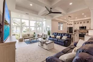 6042 W Peppertree Way, Sarasota, FL 34242 - Photo 2