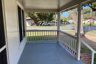 5441 18th St, Zephyrhills, FL 33542 - Photo 6