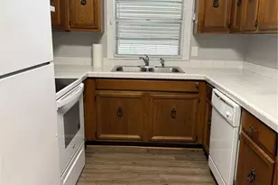 5441 18th St, Zephyrhills, FL 33542 - Photo 14