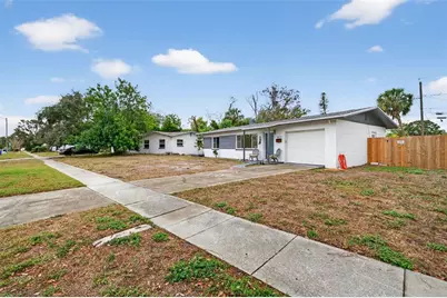 4273 Elkcam Boulevard SE, Saint Petersburg, FL 33705 - Photo 2