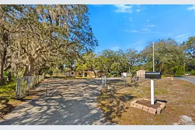 10100 Frierson Lake Drive, Hudson, FL 34669 - Photo 4