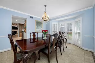 8602 Leighton Dr, Tampa, FL 33614 - Photo 6