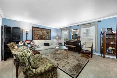 8602 Leighton Drive, Tampa, FL 33614 - Photo 4