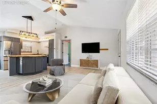 15327 Green Jay Rd, Weeki Wachee, FL 34614 - Photo 4