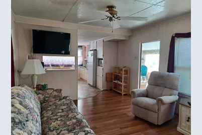 34701 Rosebud Row, Zephyrhills, FL 33541 - Photo 8