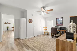 514 Mt Oak Ave NE, Saint Petersburg, FL 33702 - Photo 32
