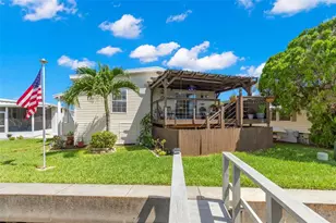 514 Mt Oak Ave NE, Saint Petersburg, FL 33702 - Photo 24