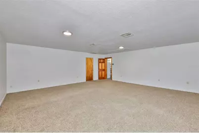 7201 E 21st Avenue, Tampa, FL 33619 - Photo 12