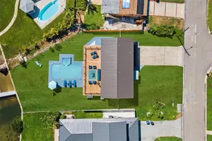 380 Colony Point Rd S, Saint Petersburg, FL 33705 - Photo 56