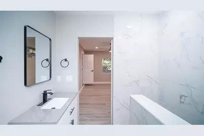 1413 60th Street S, Gulfport, FL 33707 - Photo 10