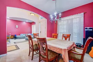 306 Carriage Oak Pl, Seffner, FL 33584 - Photo 12