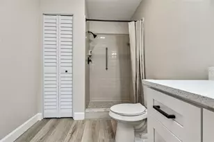 1805 Butterfly Pl, Sun City Center, FL 33573 - Photo 20