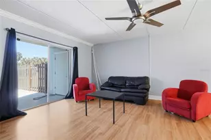 2862 Somerset Park Dr, Tampa, FL 33613 - Photo 4