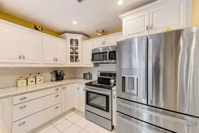 2728 Bentley Drive, Palm Harbor, FL 34684 - Photo 16