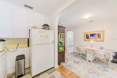 240-242 Mateo Way NE, Saint Petersburg, FL 33704 - Photo 10