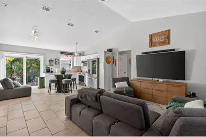 1688 Taylor Lake Circle, Largo, FL 33778 - Photo 4