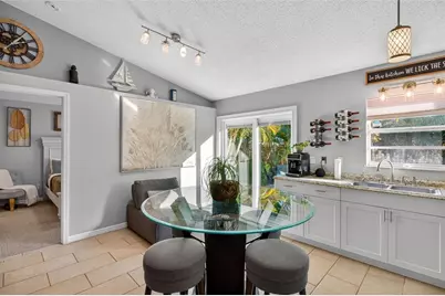 1688 Taylor Lake Circle, Largo, FL 33778 - Photo 10