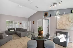 1688 Taylor Lake Cir, Largo, FL 33778 - Photo 8