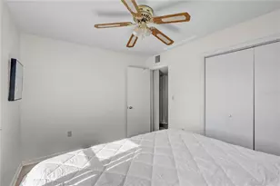 708 Tam O Shanter Ave, Sun City Center, FL 33573 - Photo 18