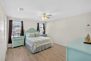 34543 Petunia Pl, Zephyrhills, FL 33541 - Photo 20