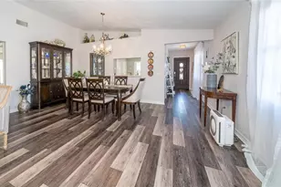 37443 Blueberry Ct, Zephyrhills, FL 33542 - Photo 8