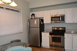 90 San Juan Dr, Palm Coast, FL 32137 - Photo 2