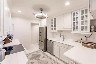 6018 W Peppertree Way, Sarasota, FL 34242 - Photo 10
