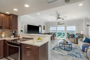 880 Mandalay Ave, Clearwater Beach, FL 33767 - Photo 4