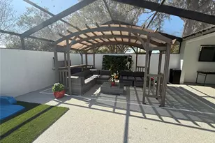 6728 Islander Ln, Tampa, FL 33615 - Photo 18