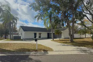 6728 Islander Ln, Tampa, FL 33615 - Photo 4