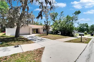 [Address not provided], Tampa, FL 33617 - Photo 4