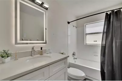 [Address not provided], Tampa, FL 33617 - Photo 16