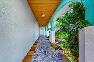 1016 Spindle Palm Way, Apollo Beach, FL 33572 - Photo 24