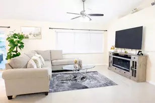 14220 Spring Hill Dr, Spring Hill, FL 34609 - Photo 6