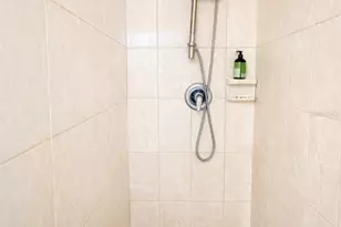 14220 Spring Hill Dr, Spring Hill, FL 34609 - Photo 16