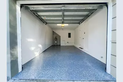 6233 Dewdrop Way, Tampa, FL 33617 - Photo 4