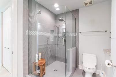 1170 Gulf Boulevard #2203, Clearwater Beach, FL 33767 - Photo 24