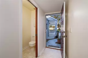 9252 Westlinks Terrace, Seminole, FL 33777 - Photo 38