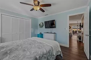 10099 Linden Pl Dr, Seminole, FL 33776 - Photo 32